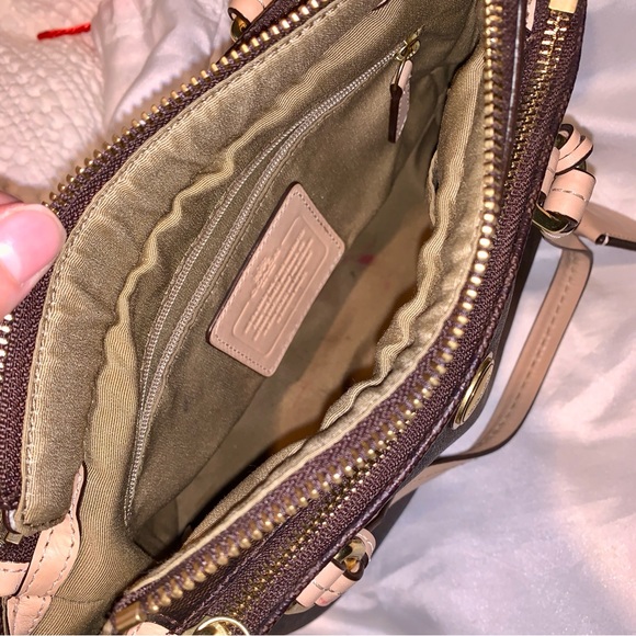 Coach Signature Peyton Jordan Double Zip Bag Brown Tan - Picture 14 of 15